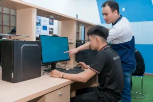 Kinh nghiệm học nghề sửa máy tính cho người mới bắt đầu anh-dai-dien