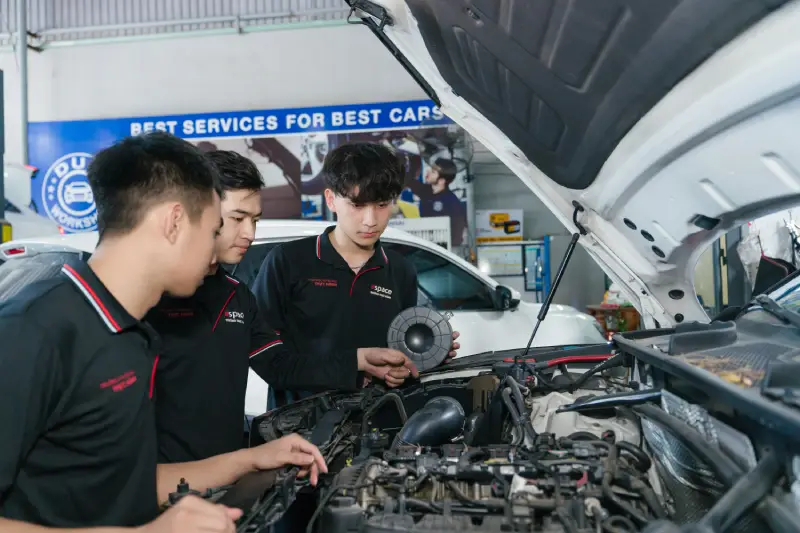 Mức lương của ngành sửa chữa ô tô hiện nay là bao nhiêu (4)