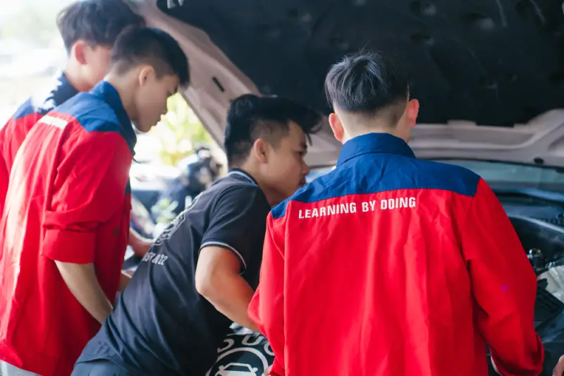 Mức lương của ngành sửa chữa ô tô hiện nay là bao nhiêu (6)