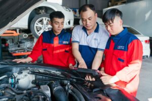 Bằng cao đẳng công nghệ ô tô có dễ xin việc không? bằng cao đẳng công nghệ ô tô