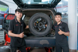 Nghề nội thất ô tô có phải là xu hướng nghề nghiệp tương lai không? REAL00136