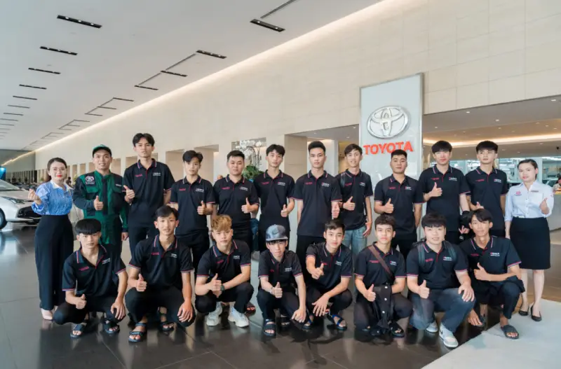 Tại sao điểm cao vẫn trượt đại học ngành công nghệ ô tô (2)
