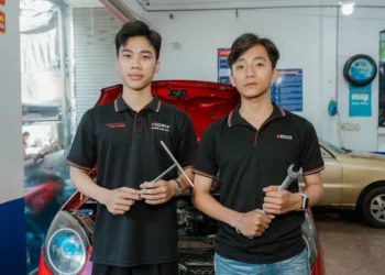Bằng cao đẳng ngành công nghệ ô tô có khó xin việc không?