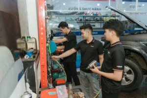 Nên học cao đẳng hay học nghề đối với ngành kỹ thuật ô tô? REA03520