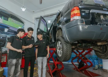 Ngành công nghệ kỹ thuật ô tô học gì?