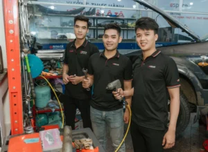 Nghề công nghệ ô tô có yêu cầu ngoại hình không?