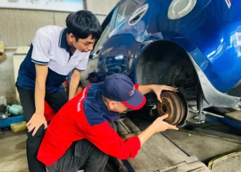Kinh nghiệm học kỹ thuật ô tô cho người mới