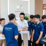 Học cao đẳng công nghệ ô tô có cần sử dụng laptop không?