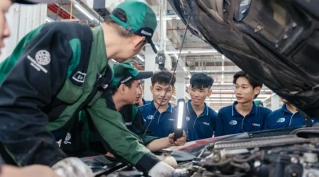 Tại sao có một số bạn học chuyên ngành công nghệ ô tô nhưng không xin được việc?
