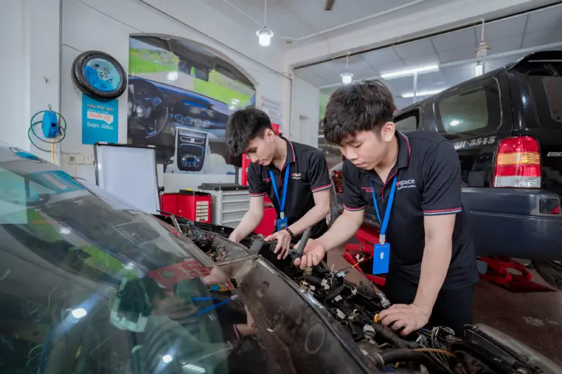 Học ngành kỹ thuật ô tô ra làm gì Aspace (7)