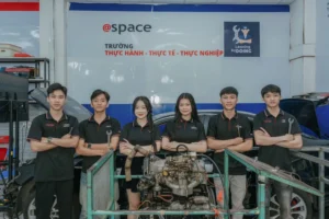 Trường cao đẳng ô tô có phải chỉ dành cho nam giới không? REA03669