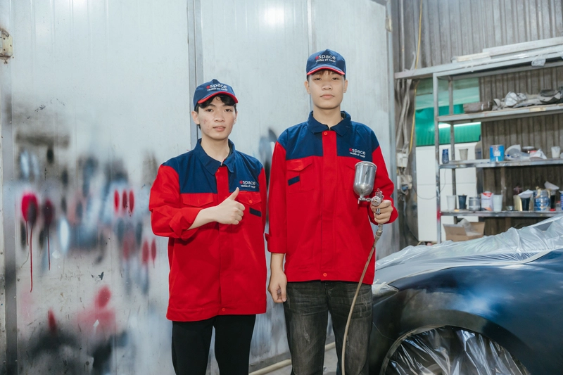 học nghề ô tô cho bộ đội