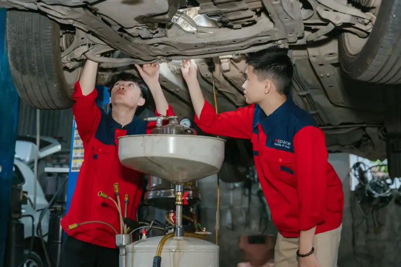 Các khóa học nghề ô tô cho bộ đội xuất ngũ tại Aspace (7)