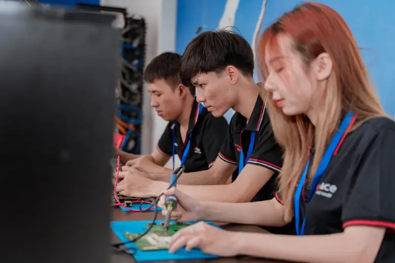 Học sửa chữa máy tính tại Aspace (1)