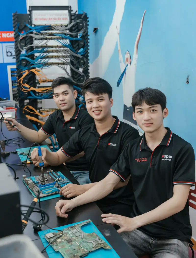 Học sửa chữa máy tính tại Aspace (3)