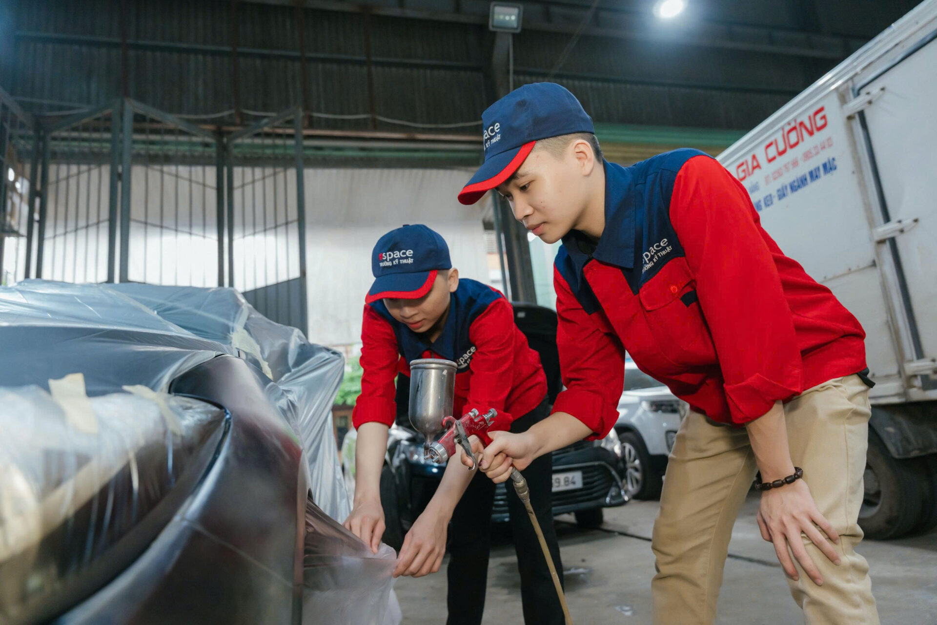 Nghề đồng sơn ô tô