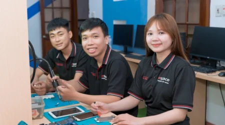 Học ngành công nghệ kỹ thuật điện tử là gì? Có dễ xin việc không?