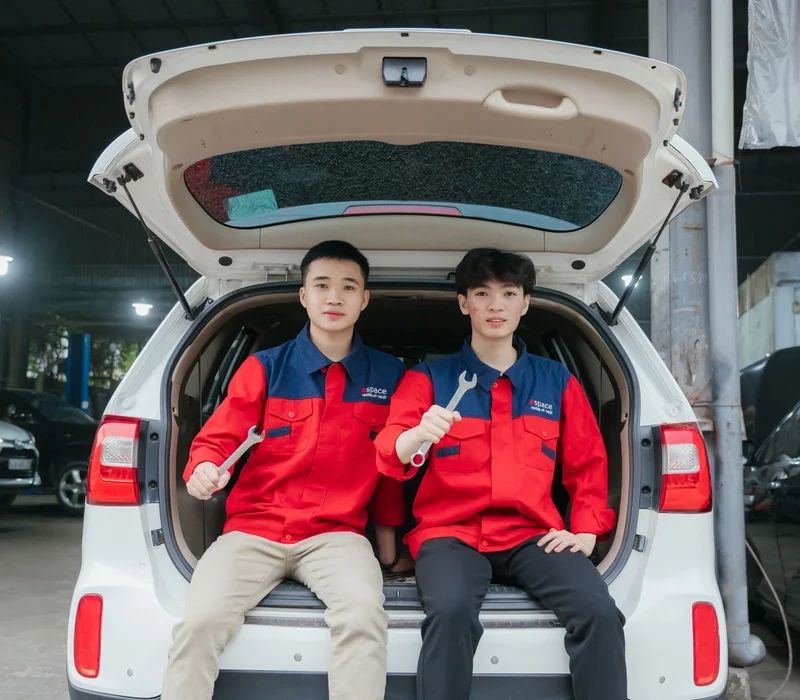 Bằng kỹ sư công nghệ ô tô có tốt không? Cơ hội việc làm, mức lương và lộ trình phát triển REA05158