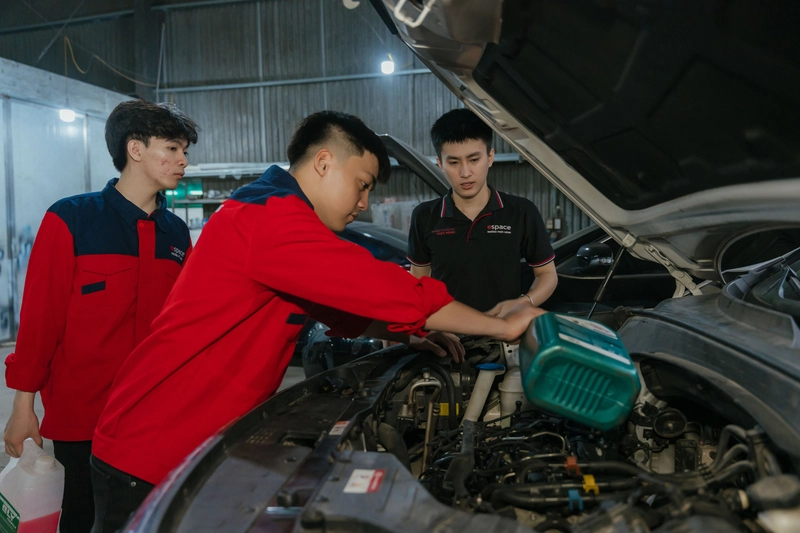 cao đẳng công nghệ kỹ thuật ô tô