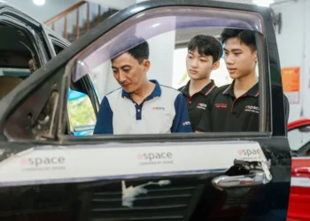 Trường Cao đẳng sửa chữa ô tô: Học gì, ra trường làm gì và nên chọn đơn vị nào?