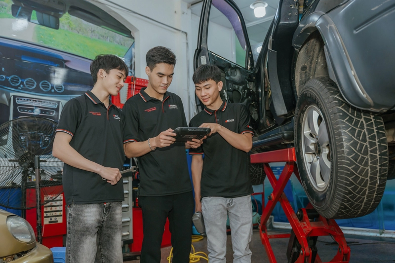 cao đẳng công nghệ kỹ thuật ô tô
