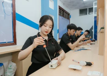 Học ngành điện là học gì? Ra trường làm những vị trí nào?