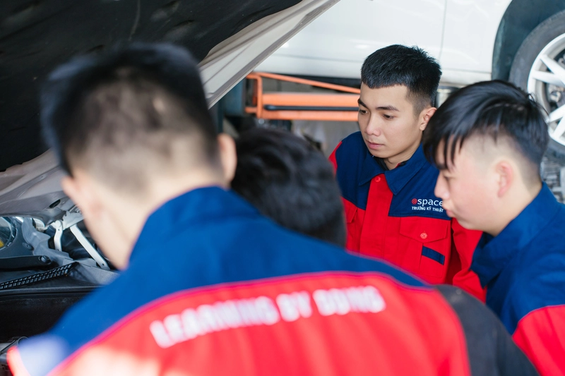 ngành công nghệ kỹ thuật ô tô