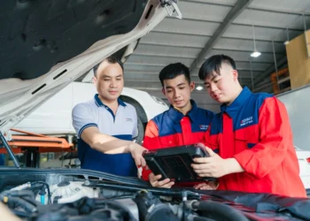Chương trình đào tạo Cao đẳng ngành công nghệ kỹ thuật ô tô gồm những gì?