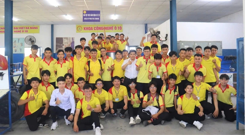 Ngành điện ô tô học trường nào