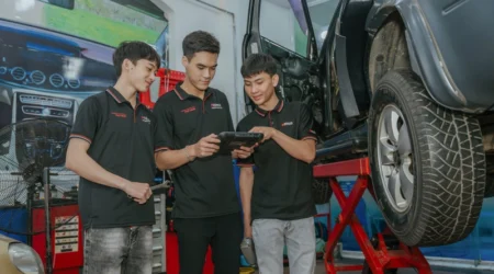 Bộ đội xuất ngũ học nghề cơ khí ô tô có được không?